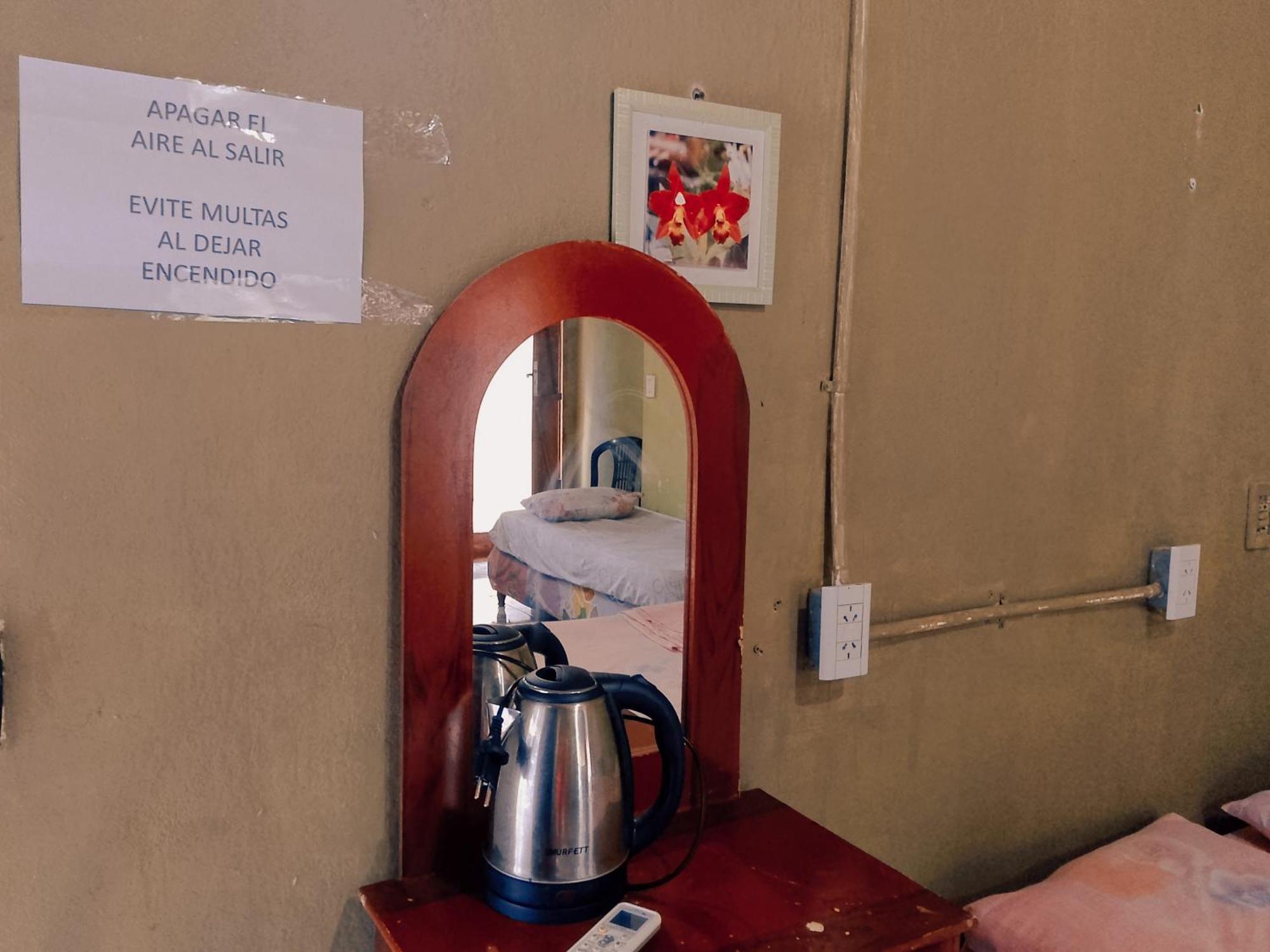 Hostel Loli Πουέρτο Ιγκουασού Εξωτερικό φωτογραφία